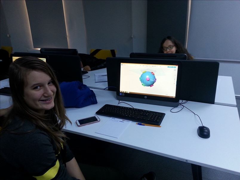 Hızır Reis Orta Okulu Öğrencileri 3D Yazıcı Ve Tasarım Merkezinde