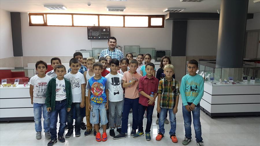 Farabi İlkokulu Öğrencileri 3D Yazıcı ve Tasarım Merkezinde